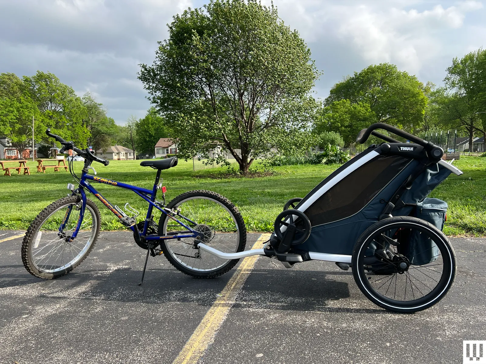 Thule Chariot Cross 2 Double Bike Trailer - In Stock - Image 16